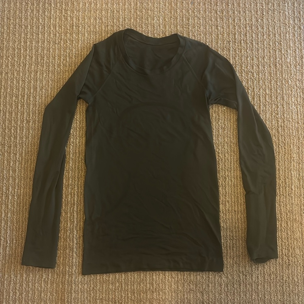 Green swiftly long sleeve Lulu top